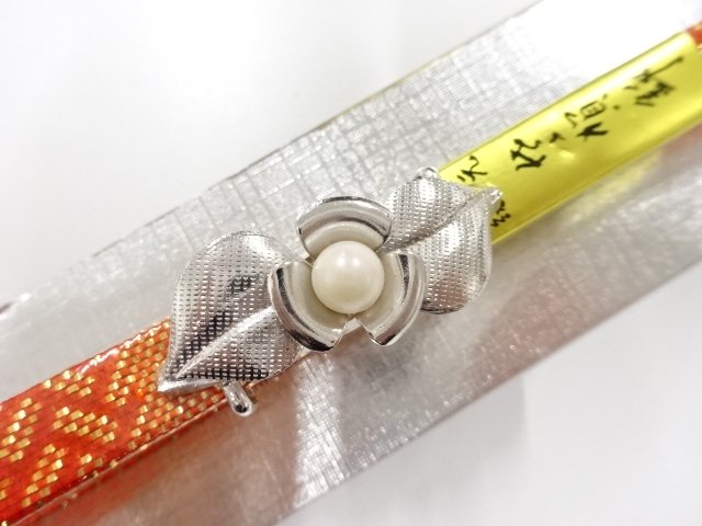 JAPANESE KIMONO / ANTIQUE UNUSED PEARL OBIDOME (SASH CLIP) / OBIJIME /